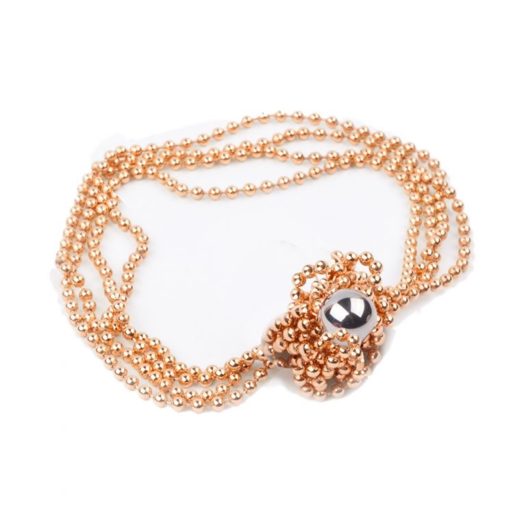 Rio magnet necklace, gold, Iris Weyer.