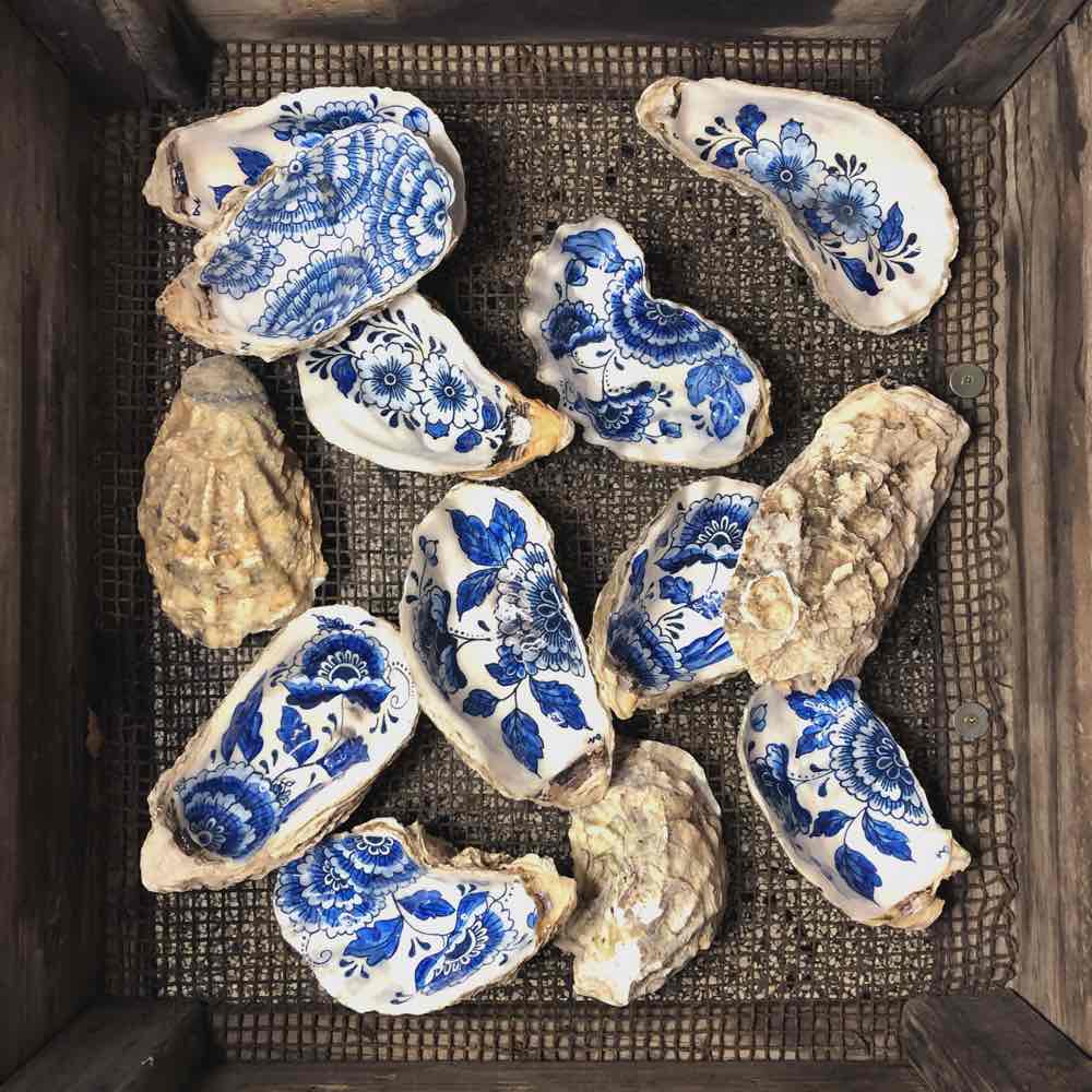 Handpainted oyster Zeeuwsblauw